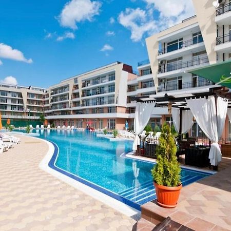 Holiday Apartments Grand Kamelia 써니비치 외부 사진