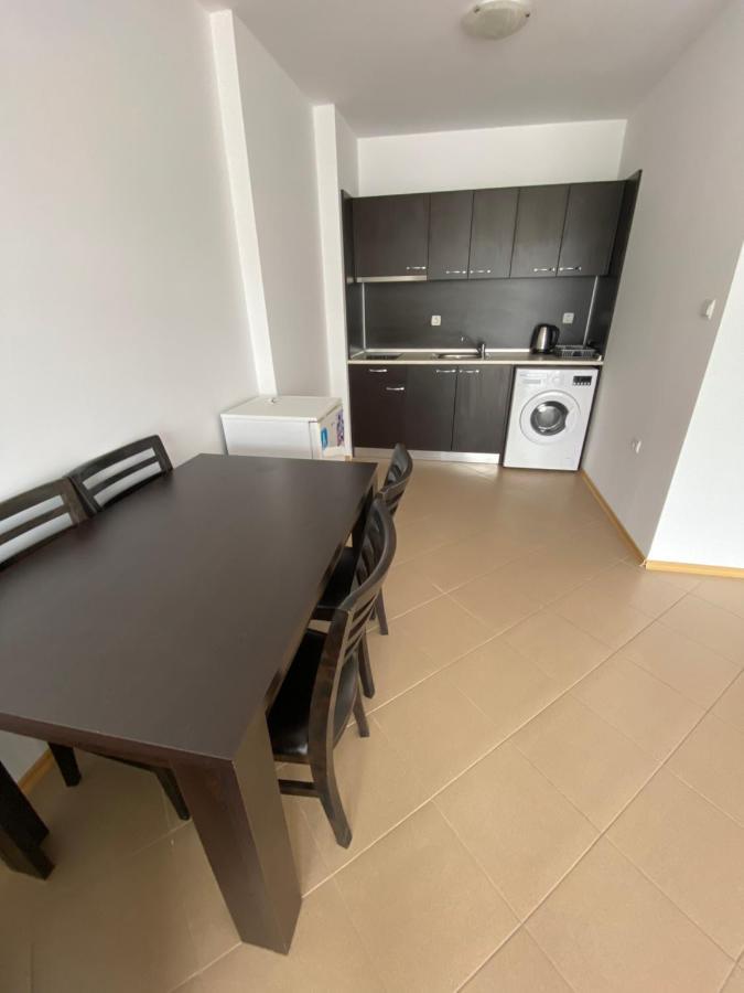 Holiday Apartments Grand Kamelia 써니비치 외부 사진