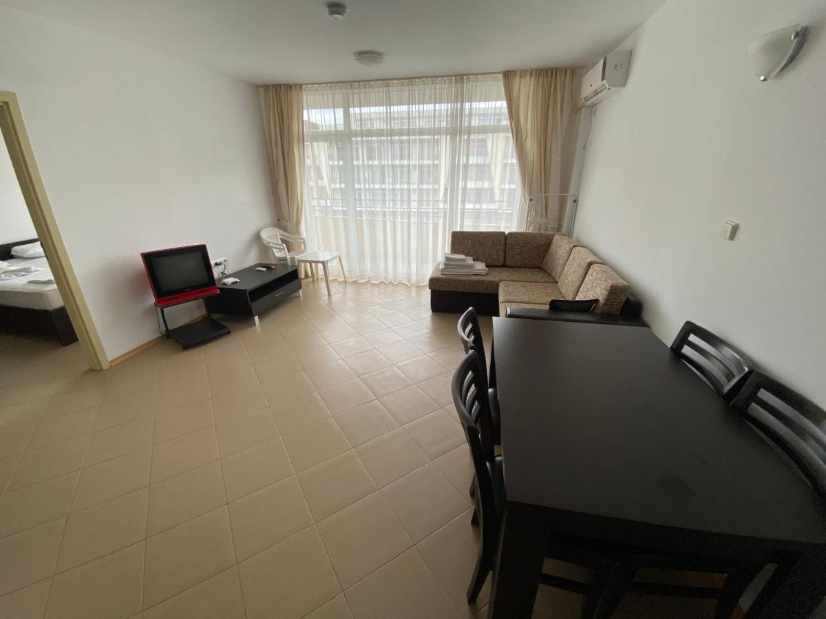 Holiday Apartments Grand Kamelia 써니비치 외부 사진