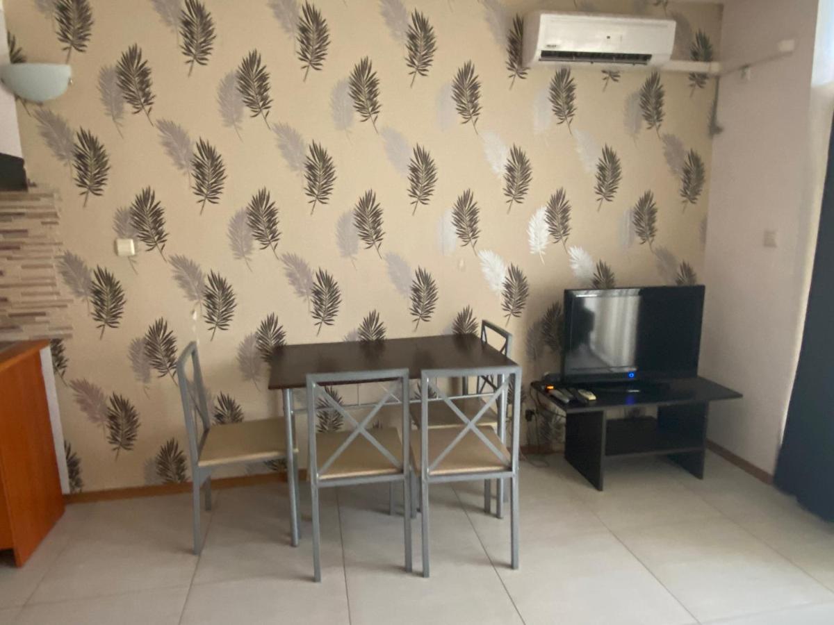 Holiday Apartments Grand Kamelia 써니비치 외부 사진