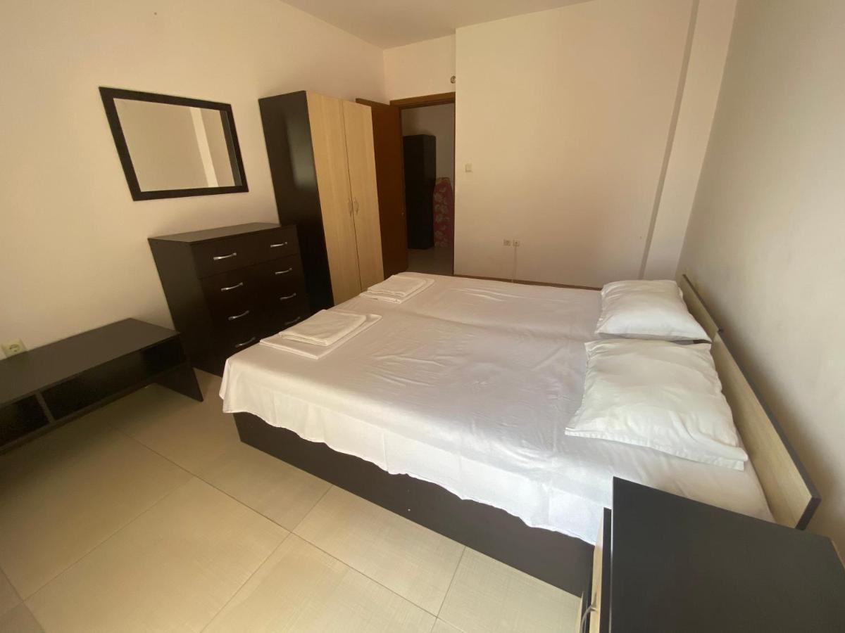 Holiday Apartments Grand Kamelia 써니비치 외부 사진